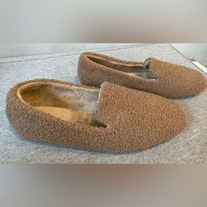 Venus Celia Sherpa Teddy Loafer Flats - Brown - Size 41 (US 9.5/10). EUC